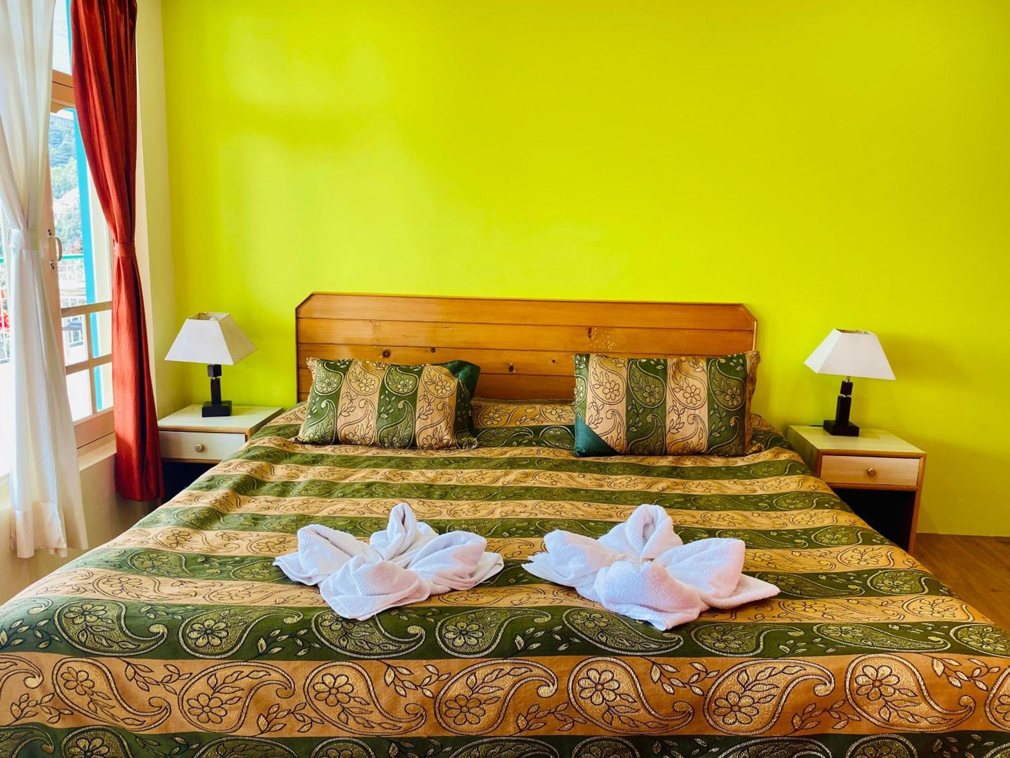 Jagatram Niwas Guesthouse Dharamkot دارامشالا المظهر الخارجي الصورة