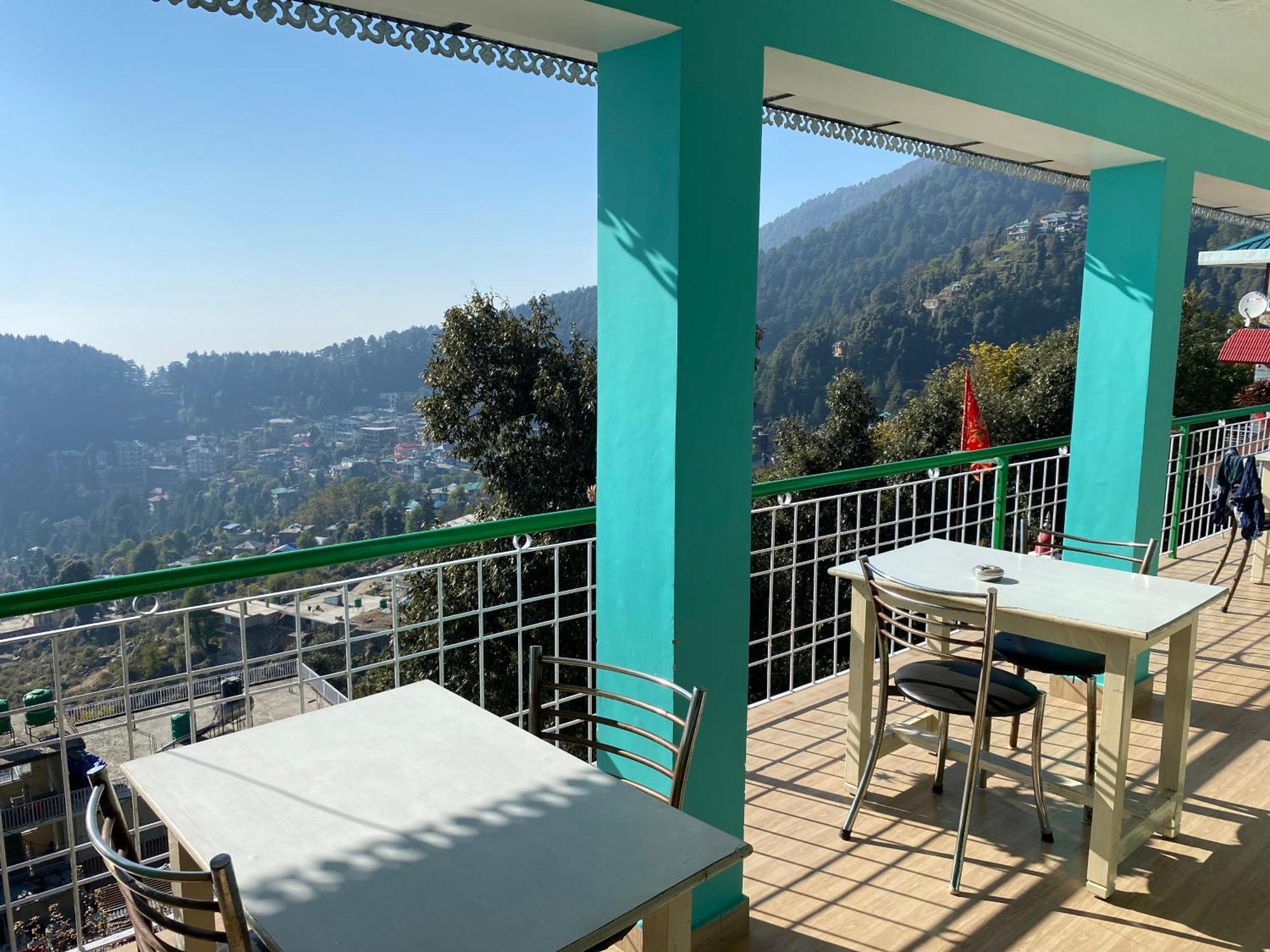 Jagatram Niwas Guesthouse Dharamkot دارامشالا المظهر الخارجي الصورة